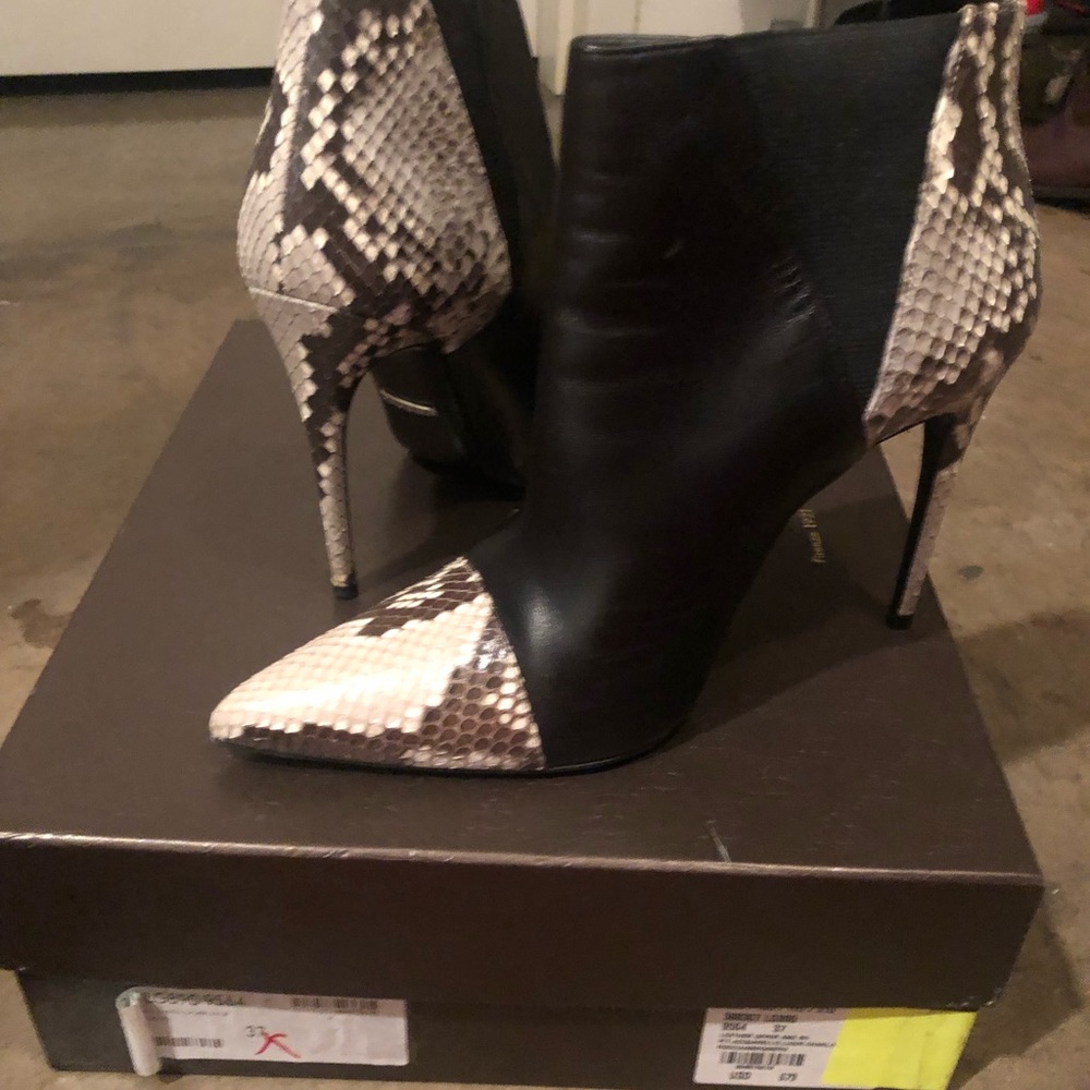 Authentic Gucci booties